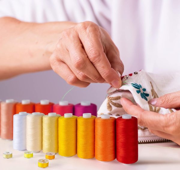 ilauke 700Yards Sewing Thread, 72Pcs Prewound Bobbins and Thread Spools per Polyester Sewing Thread Spools, 36Colors Machine Thread for Sewing Brother Singer Janome Machine with Sewing Supplies - Image 7